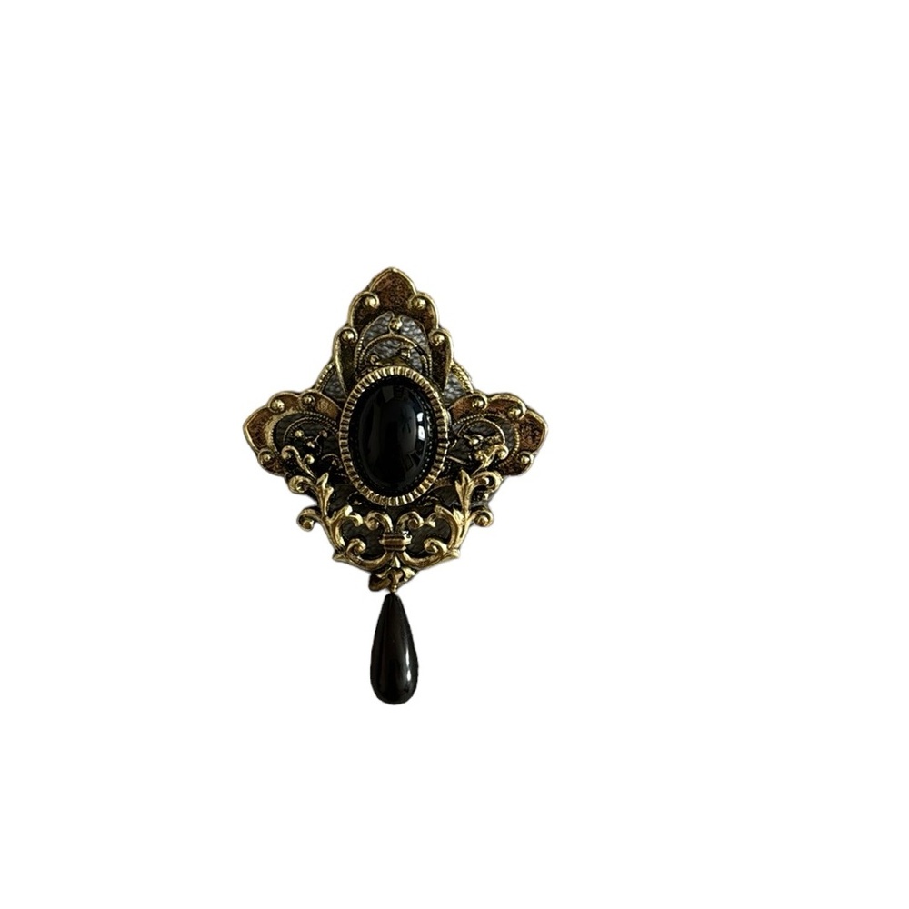 Vintage Germany filgeee sweater brooch